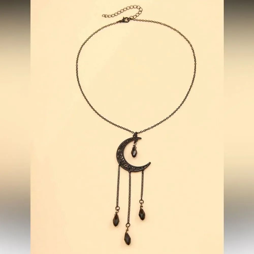 Crescent Moon Dangle Necklace N2057
